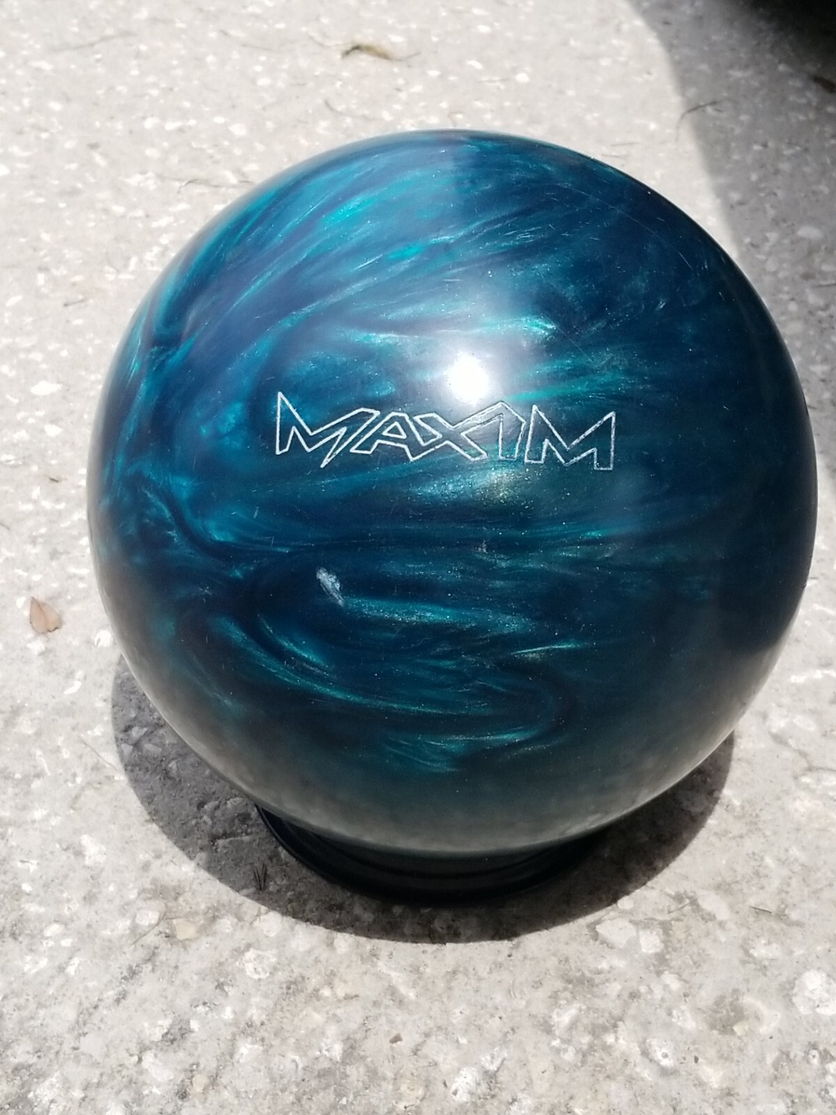 Vtg 11 lb 14.9 oz Ebonite Maxim Bowling Ball Green Sparkle P