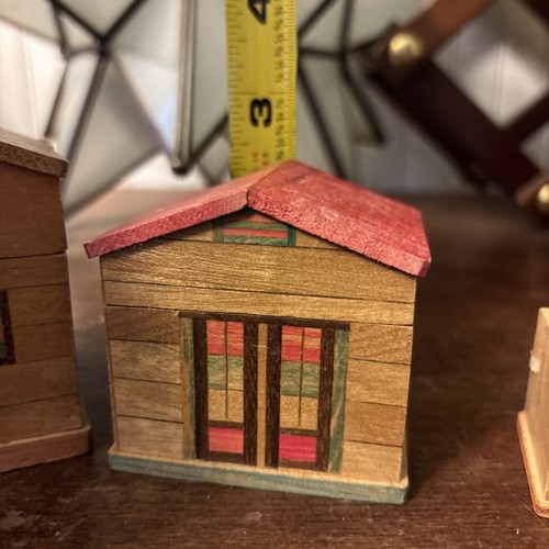 Set of 5 Wooden Nesting Houses Japan Vintage - Very Slight Flaw - Picture 3 of 9