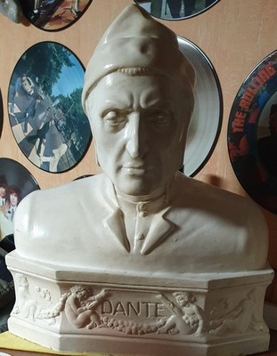 Dante Alighieri, Büste