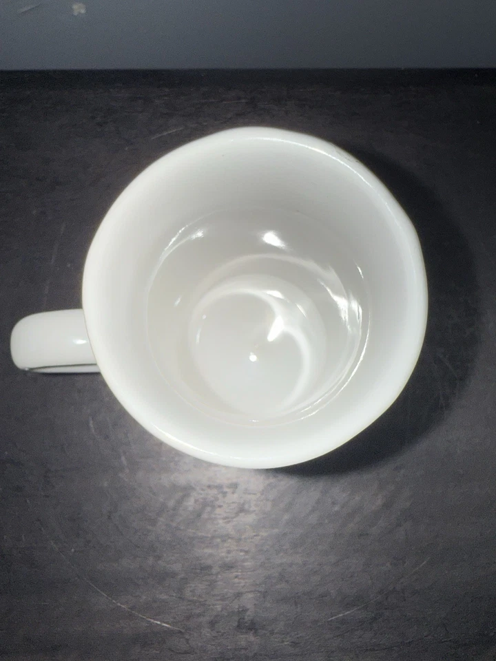 Taza de café Karen Anagnost para Ganz Barnyard Bistro “Cowpuccino” - Granja de vacas - Usada en excelente estado Foto 3 de 4