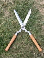 CK Warranted German Made Large Wooden Handled Garden Shears Trimming Shaping