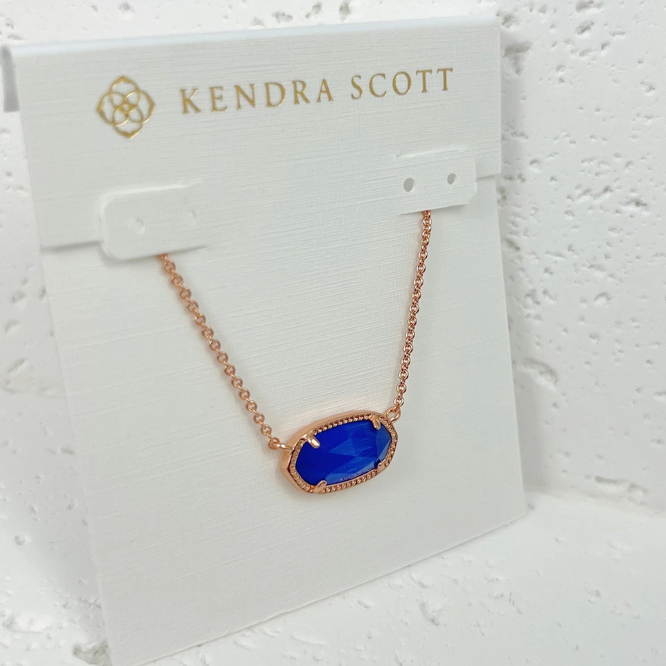 Collar Colgante Kendra Scott Elisa Oro Rosa en Vidrio Azul Opaco Foto 2 de 4