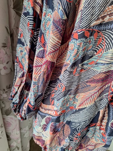 ladies blouse size L - Picture 3 of 6