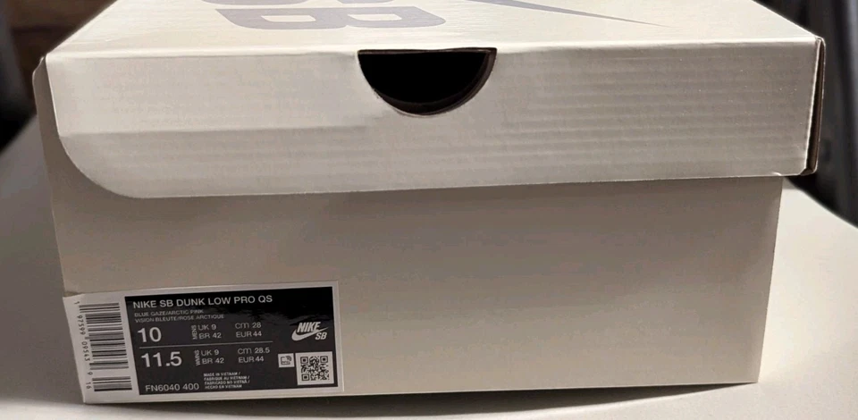 Nike SB Dunk Low Pro QS Verdy Visty Brand New Size 10 - Image 4 of 4