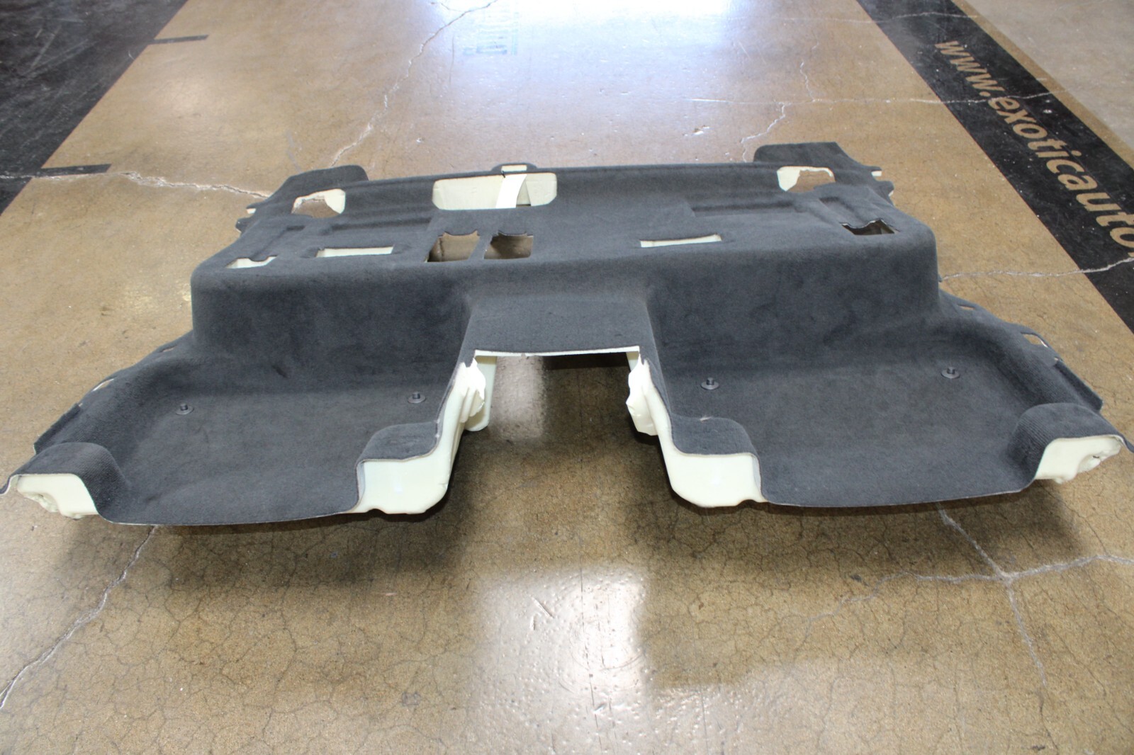 Lamborghini Urus, Rear Carpet, Grey, Used, P/N 4ML863021H