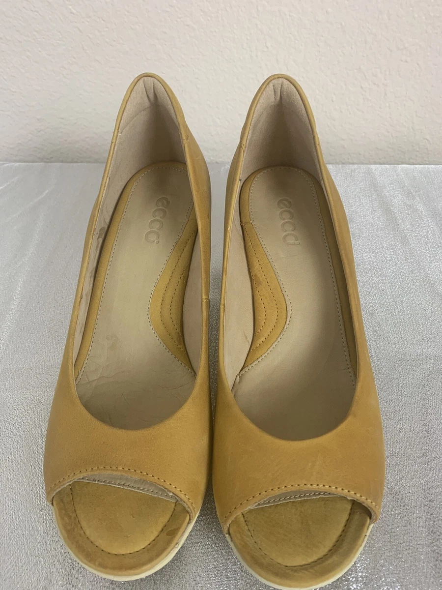 Ecco Mustard Yellow Suede Leather Open Toe Pump Comfort Shoes 37 7