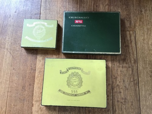3 Vintage empty cigarette tins State Express 555 and Churchman’s No1 - 第 1/6 張圖片