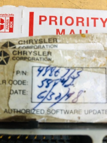 1996 96 Dodge Ram Truck 3.9L V6 AT ECU ECM PCM Engine Computer 4886773 56040126 - Picture 2 of 4