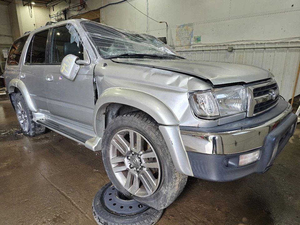 Cuarto de vidrio para pasajeros con tinte de privacidad de antena para 96-02 4 RUNNER 640689 Foto 3 de 4