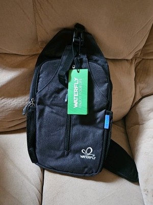 WATERFLY NWT in bag Urban Elite 2 Ultralight ALL Black Crossbody Bag