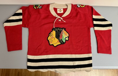 Vintage CCM Chicago Blackhawks M Heritage Wool Sweater Jersey