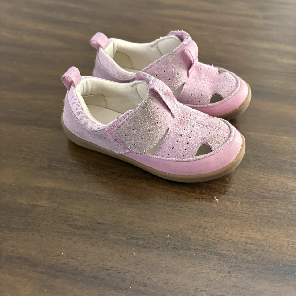 UGG Delta Closed Toe Pink Shoes Sandals Toddler Kid Size 11 SB#5 - Image 2 of 4