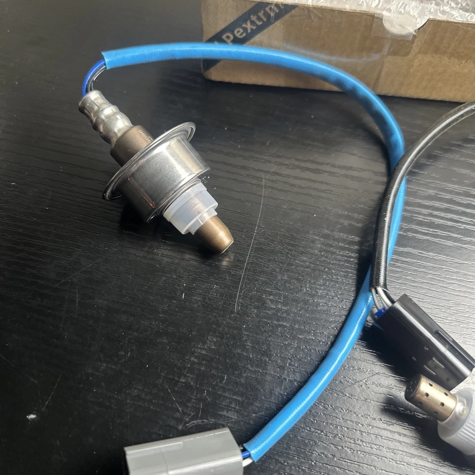 Set of 2 Up+Downstream Oxygen Sensor For Nissan Sentra Versa 1.8L 2010-2012 Cube - Image 2 of 4