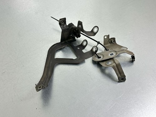 BMW 5 F10 F11 2012 Vorne rechts Halterung Kotflügel 7207210 FARBE A17