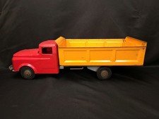 Vintage 1950s Large 22" Wyandotte Pressed Steel Hydraulic Lift Dump Truck   2905