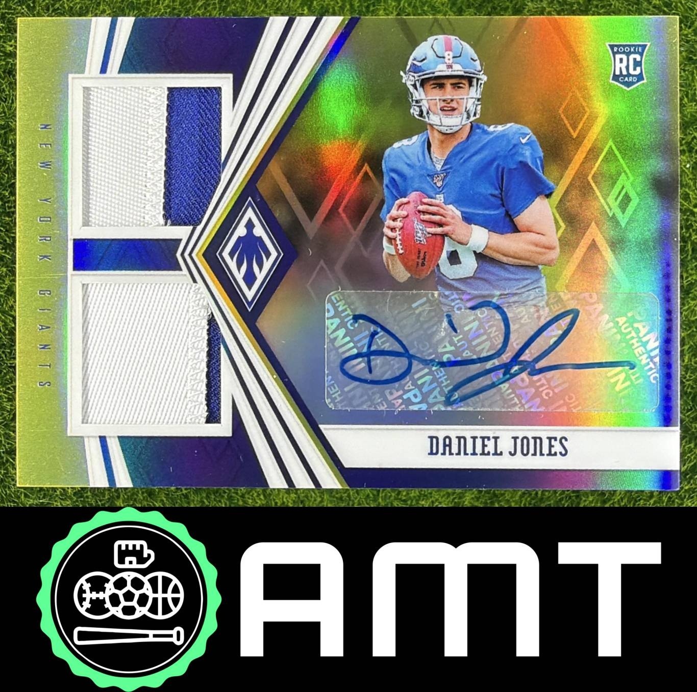 Daniel Jones Panini Phoenix Rookie Autograph Dual Jersey #DJ Yellow Prime