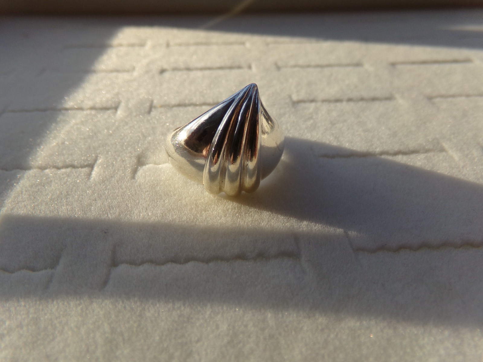 Solid Sterling Silver 925 Ring Size 6.5 - image 5