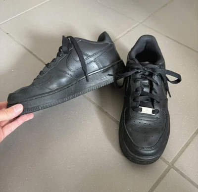 Basket Air Force One Noir - Nike - Taille 36,5 - Photo 1/4