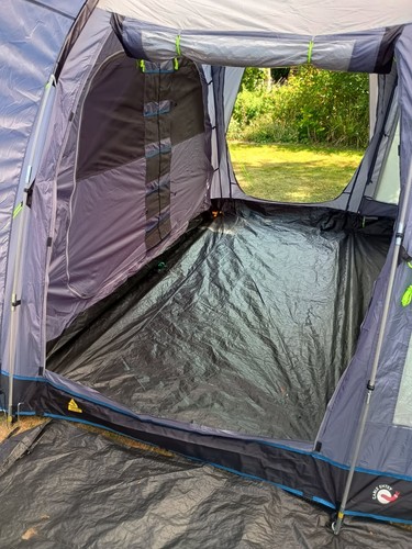 8 Berth Tent. Kampa Watergate 8 Tent. Large main tent + canopy /annex +Footprint - Picture 8 of 14