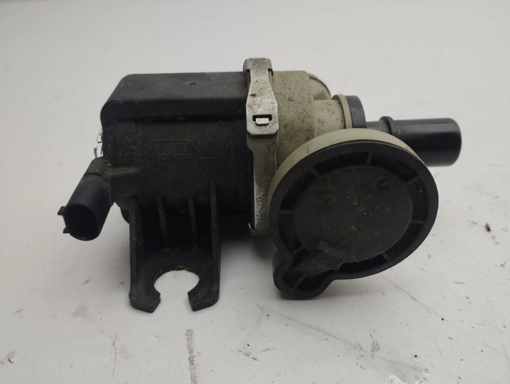 14 BMW I3 Rex Fuel Insulation Vent Valve 16137303949 for sale  