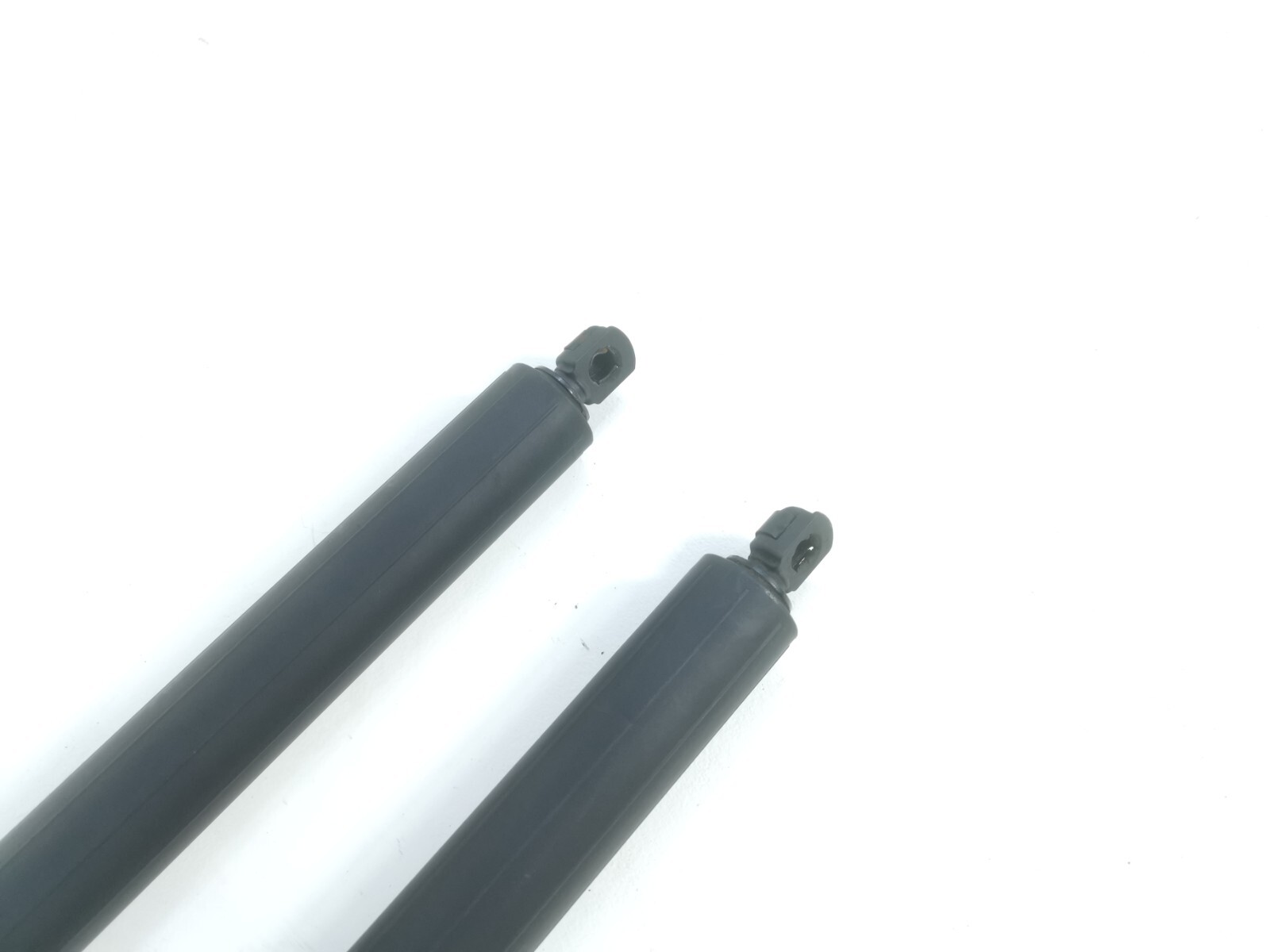 17-20 MASERATI Levante LEFT RIGHT SIDE LIFTGATE POWER LIFT STRUT SET OF 2