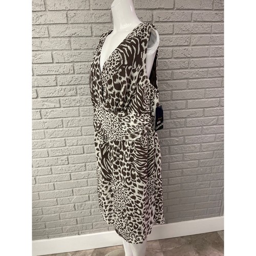 Vestido Mlle Gabrielle Estampado Animal Chifón Cuello en V Talla 3X - Imagen 3 de 8