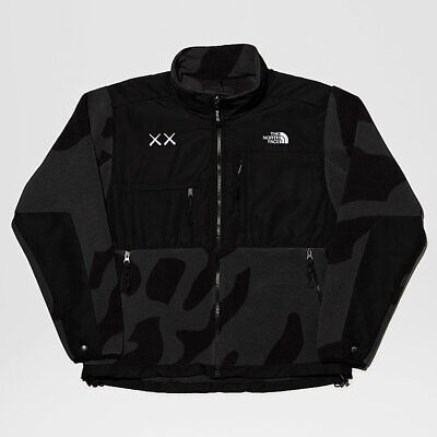 Size Small - The North Face x KAWS Retro 1995 Denali Jacket Size Small - The North Face x KAWS Retro 1995 Denali Jacket