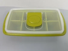 Joie 8 Compartment Snack Tray With Vented Lid Olive Green EUC FREE SHIPPING