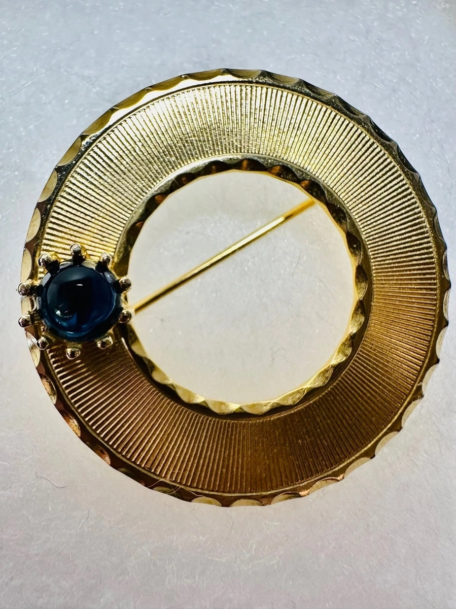 Minimalist brooch cheap