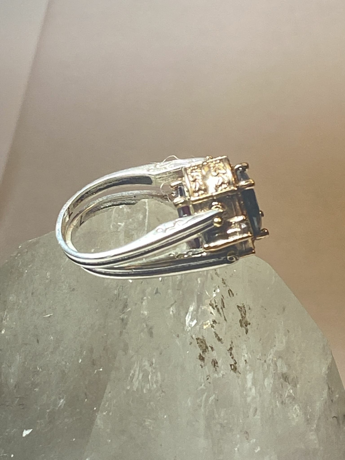 Reversible ring red stone black stone cocktail st… - image 8