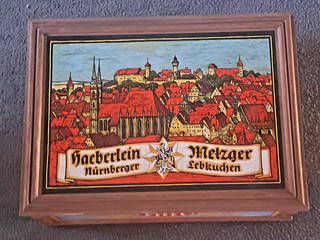 Haeberlein Metzger Nürnberger Lebkuchen Dose Holzkiste aus den 1950 60ern selten