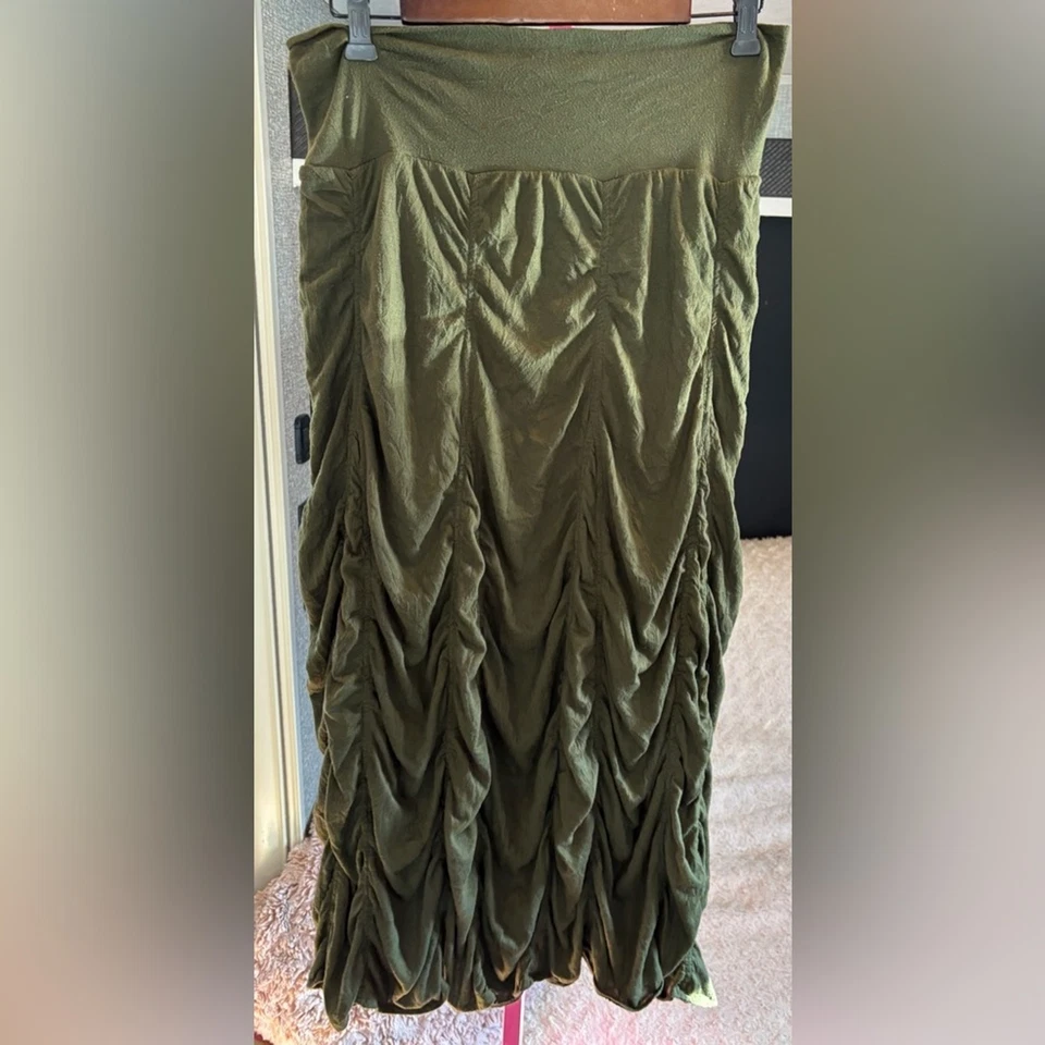 Surrealist Olive Green Ruched Women's Skirt Medium - Image 4 of 4