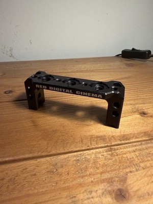RED Komodo Wing Grip 