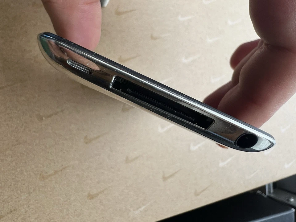 IPOD APPLE TOUCH 4 GEN 16GB A1367 - Imagen 3 de 4