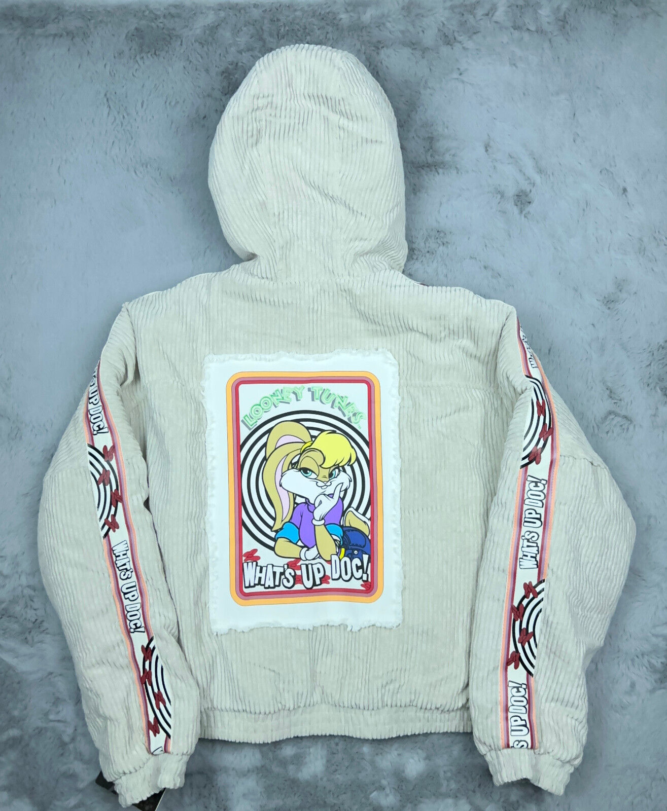 Chaqueta Members Only Mujer Grande Beige Pana Looney Tunes Lola Bunny Bugs