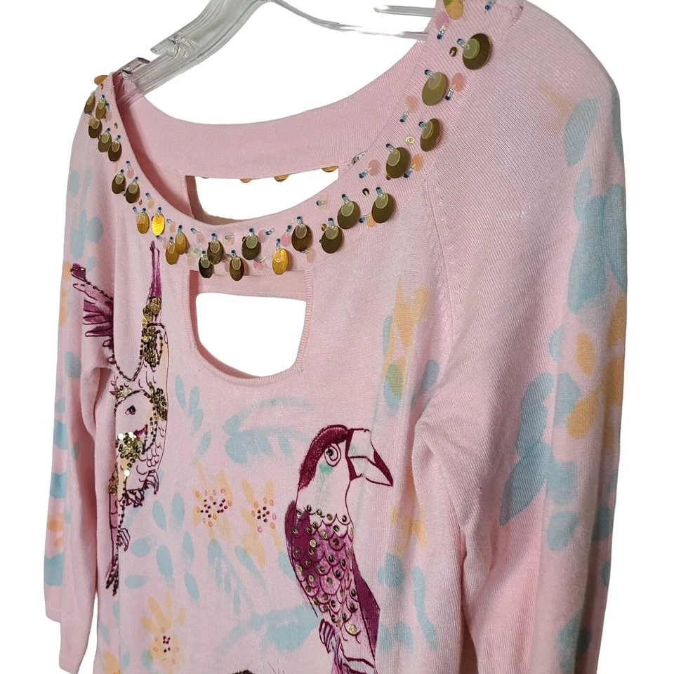 Suéter Alberto Makali Mujer L Rosa Estampado de Pájaro Lentejuelas Cuentas Manga 3/4 Recortado Foto 4 de 4