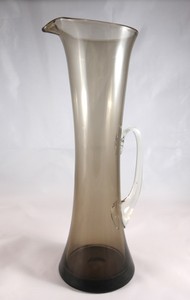 Vintage-Retro-Brown-Tall-Art-Glass-Pitcher-Jug-whitefriars