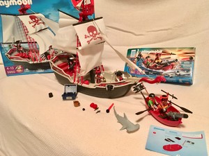 barco pirata juguete playmobil