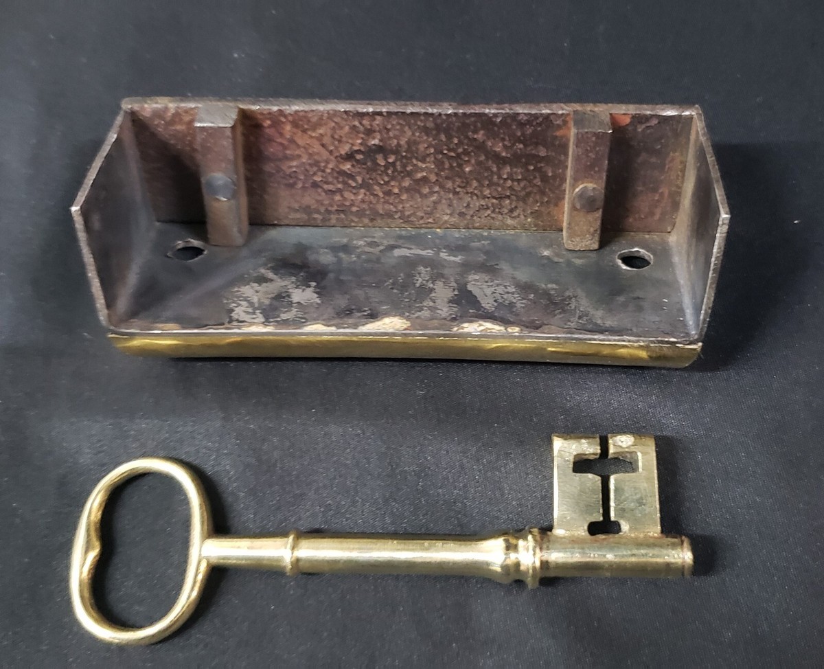 Restored Left Side Carpenter Style Rim Lock Set with Key 6