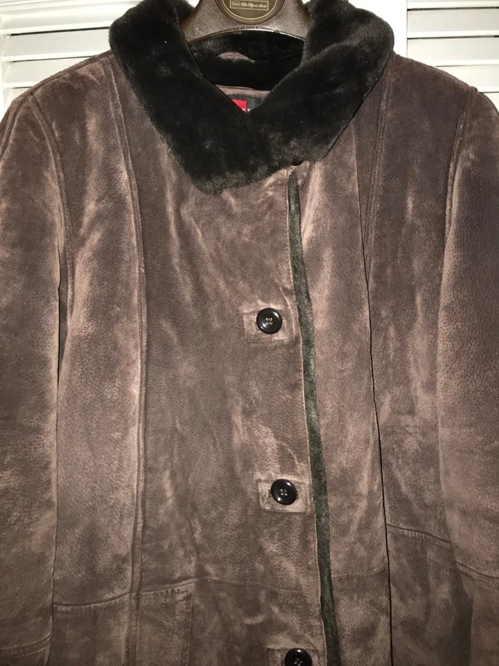  NUEVO CON ETIQUETAS BROWn Abrigo CUERO GAMUZA GENUINO Parka Piel Sintética Talla M/L GALERÍA Foto 3 de 4