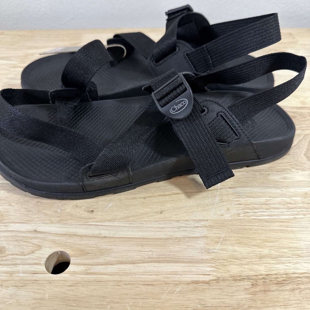 Chaco Sandals Mens Black Lowdown 2 Toe Loop New JCH107847  display picture 1