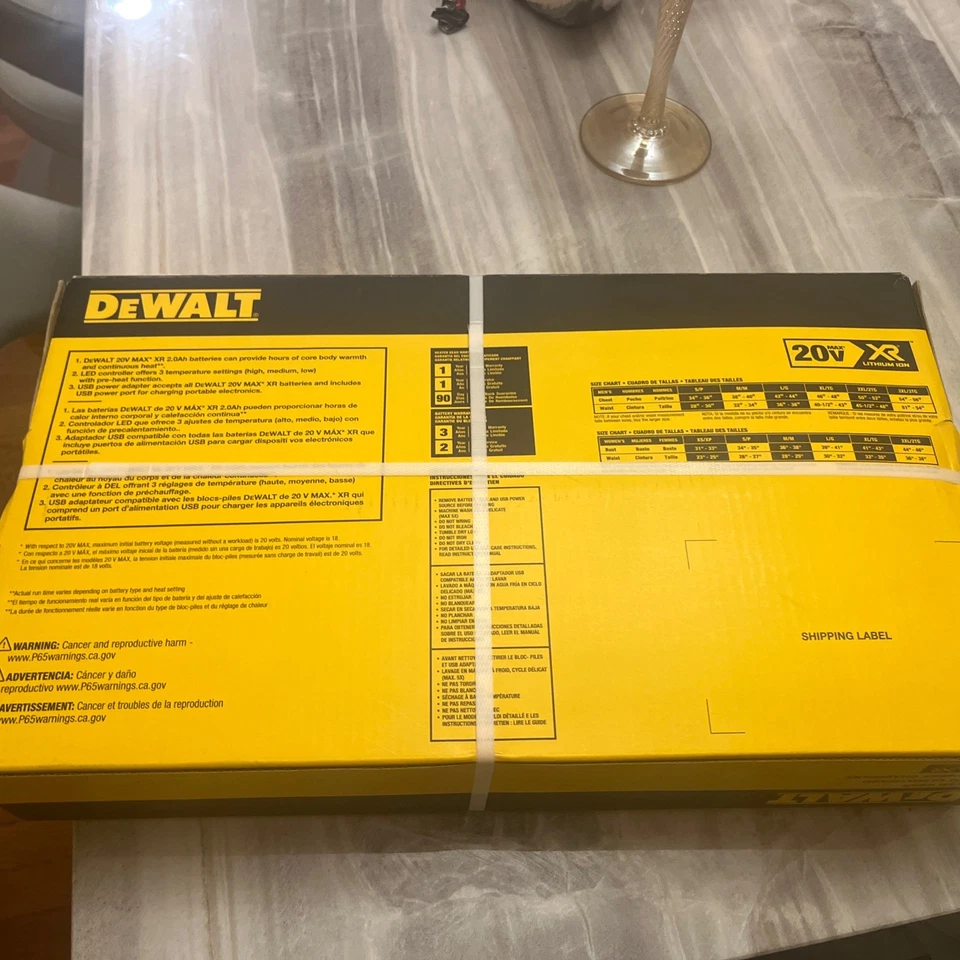 DEWALT DCHV086BD1XL Reversible Kitted Vest - Black - Image 2 of 3