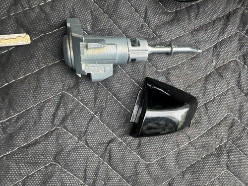 2022-2024 Kia Forte Ignition Switch Assembly Kit OEM Shroud, Key And Door Lock - Picture 4 of 4