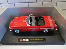 Miniature Universal Hobbies 1/18 MG MGB GT V8 – Noire – Diecast