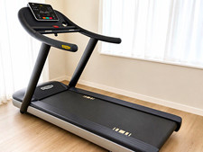 Technogym Jog Forma Electric Treadmill LCD Display Incline Black/Grey 220kg