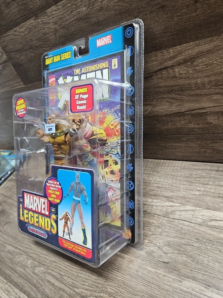 Toybiz Marvel Legends Sabretooth Giant Man BAF - Imagem 2 de 4