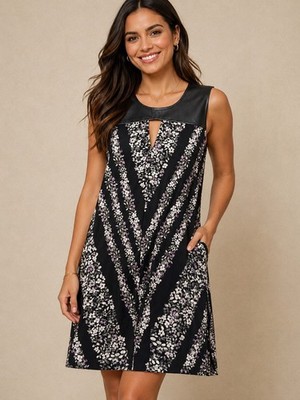 BCBG MAXAZRIA Black Floral Dress Size  XS NWT