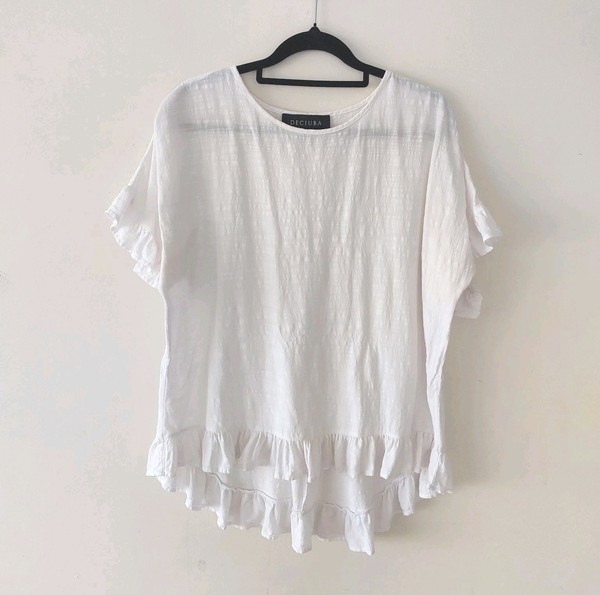 Decjuba White Shirt Size S Oversized Ruffles Short Sleeve Relaxed Fit Top Tee