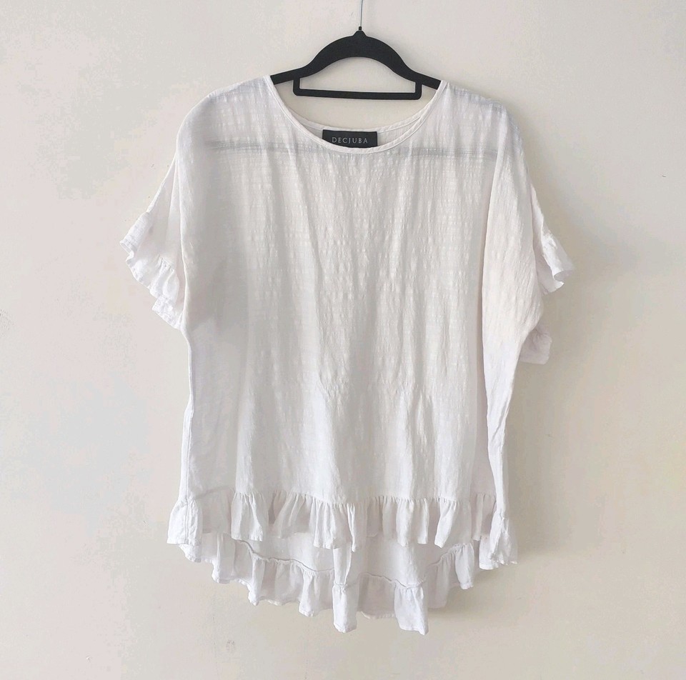 Decjuba White Shirt Size S Oversized Ruffles Short Sleeve Relaxed Fit Top Tee