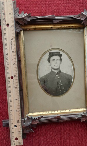 CIVIL WAR FRAMED ALBUMEN SOLDIER PHOTO